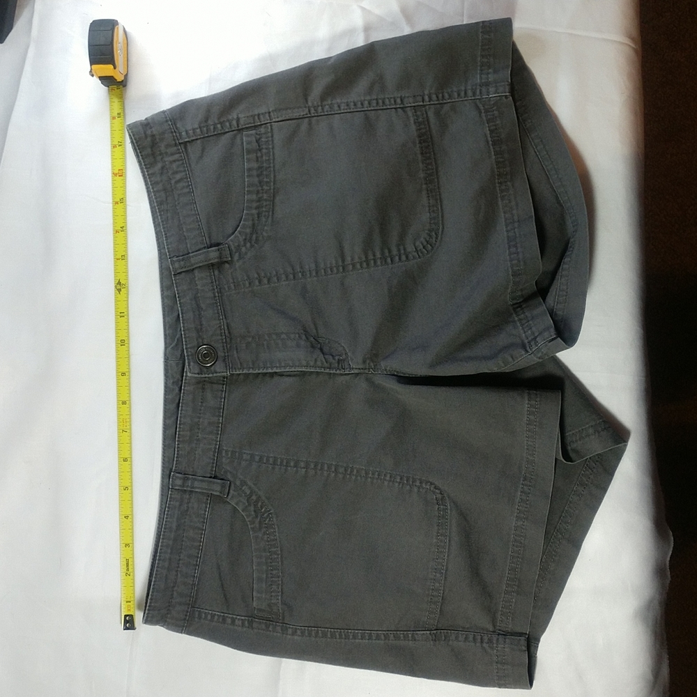 Ladies The North Face shorts